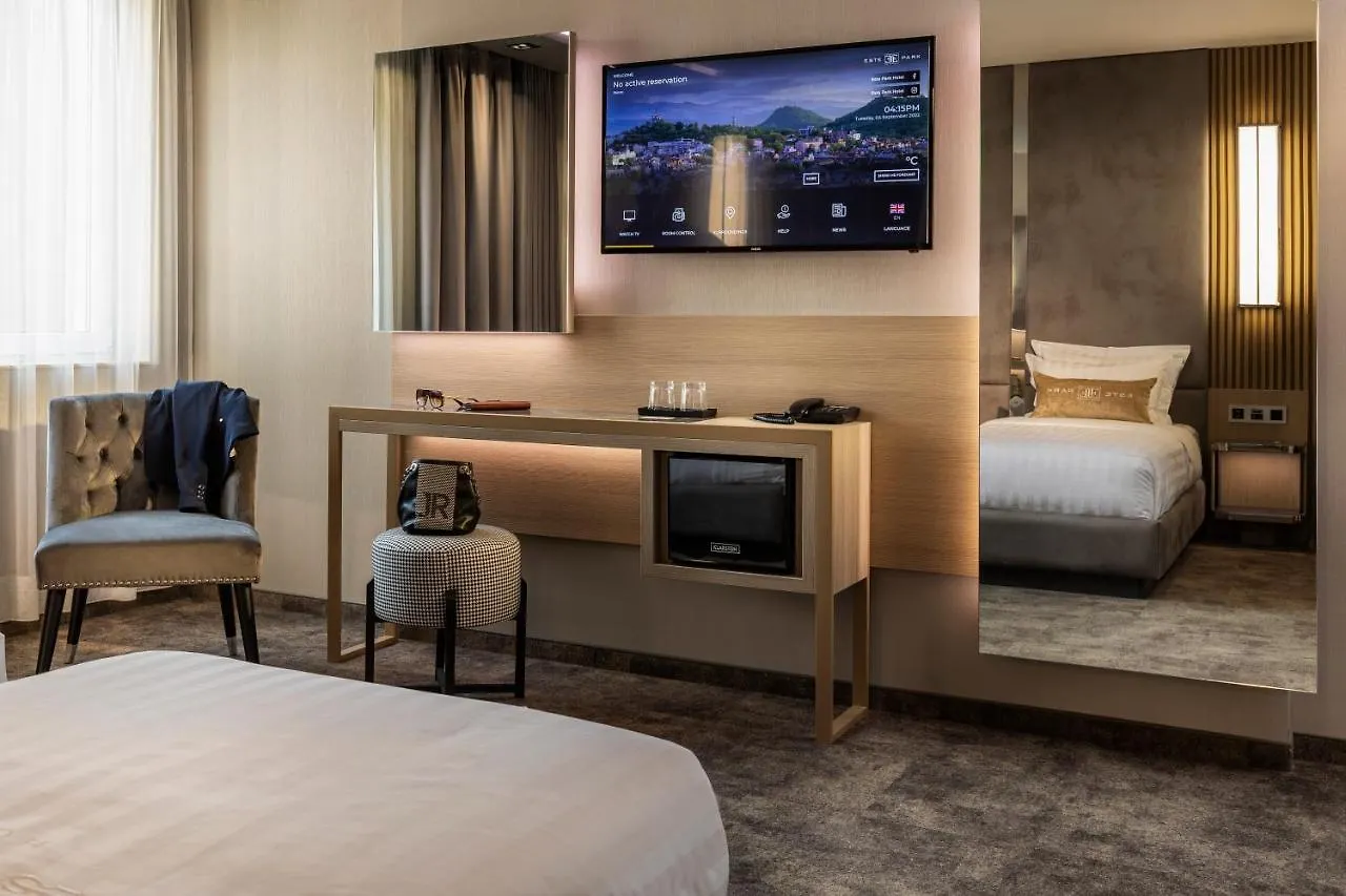 -- Este Park Hotel -- Part Of Urban Chic Luxury Design Hotels - Parking & Compliments - Next To Shopping & Dining Mall Plovdiv