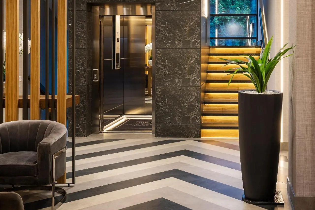 -- Este Park Hotel -- Part Of Urban Chic Luxury Design Hotels - Parking & Compliments - Next To Shopping & Dining Mall Plovdiv