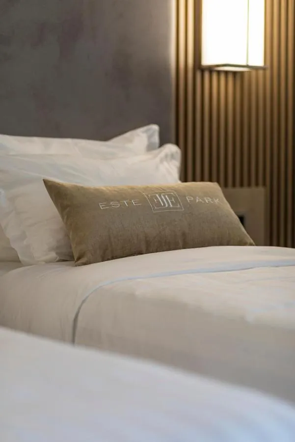 ****  -- Este Park Hotel -- Part Of Urban Chic Luxury Design Hotels - Parking & Compliments - Next To Shopping & Dining Mall Plovdiv Bulgaria
