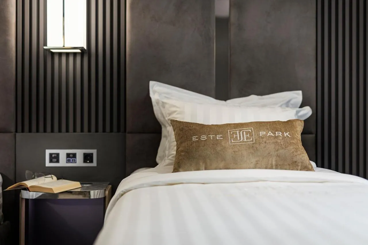 -- Este Park Hotel -- Part Of Urban Chic Luxury Design Hotels - Parking & Compliments - Next To Shopping & Dining Mall פלובדיב